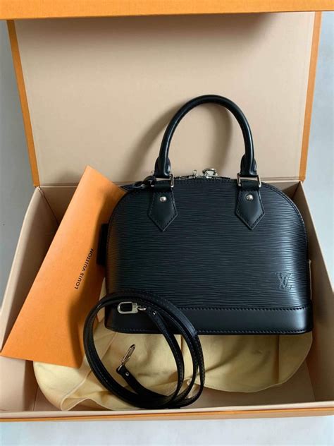 lv alma epi leather